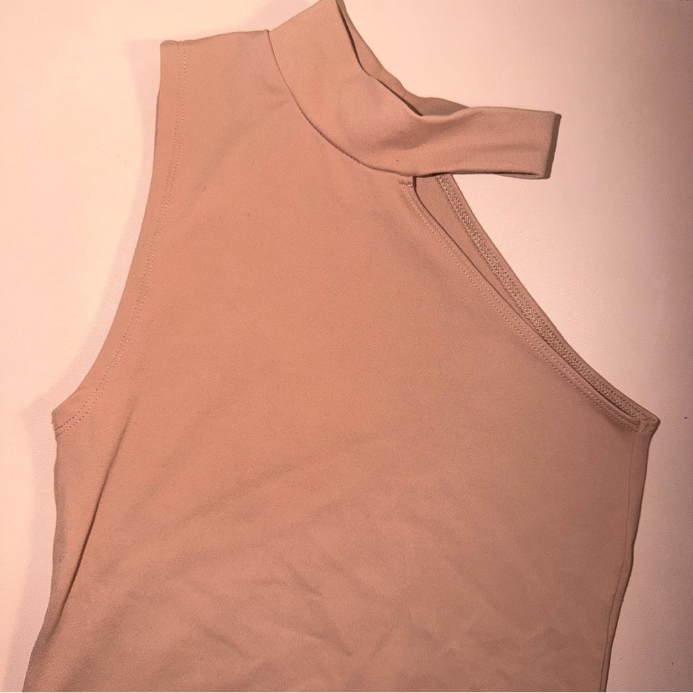 Abercrombie & Fitch Soft A&F Nude One Shoulder Bodysuit XS Fitted Minimalist